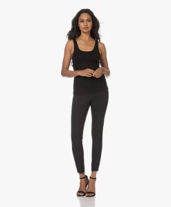 By Malene Birger Adanis Stretch Pantalon - Zwart 18 By Malene Birger Adanis Stretch Pantalon - Zwart -Kleding Series Winkel 230627 2a46f0cc a816 408f b2cd f80240aa7d7f scaled