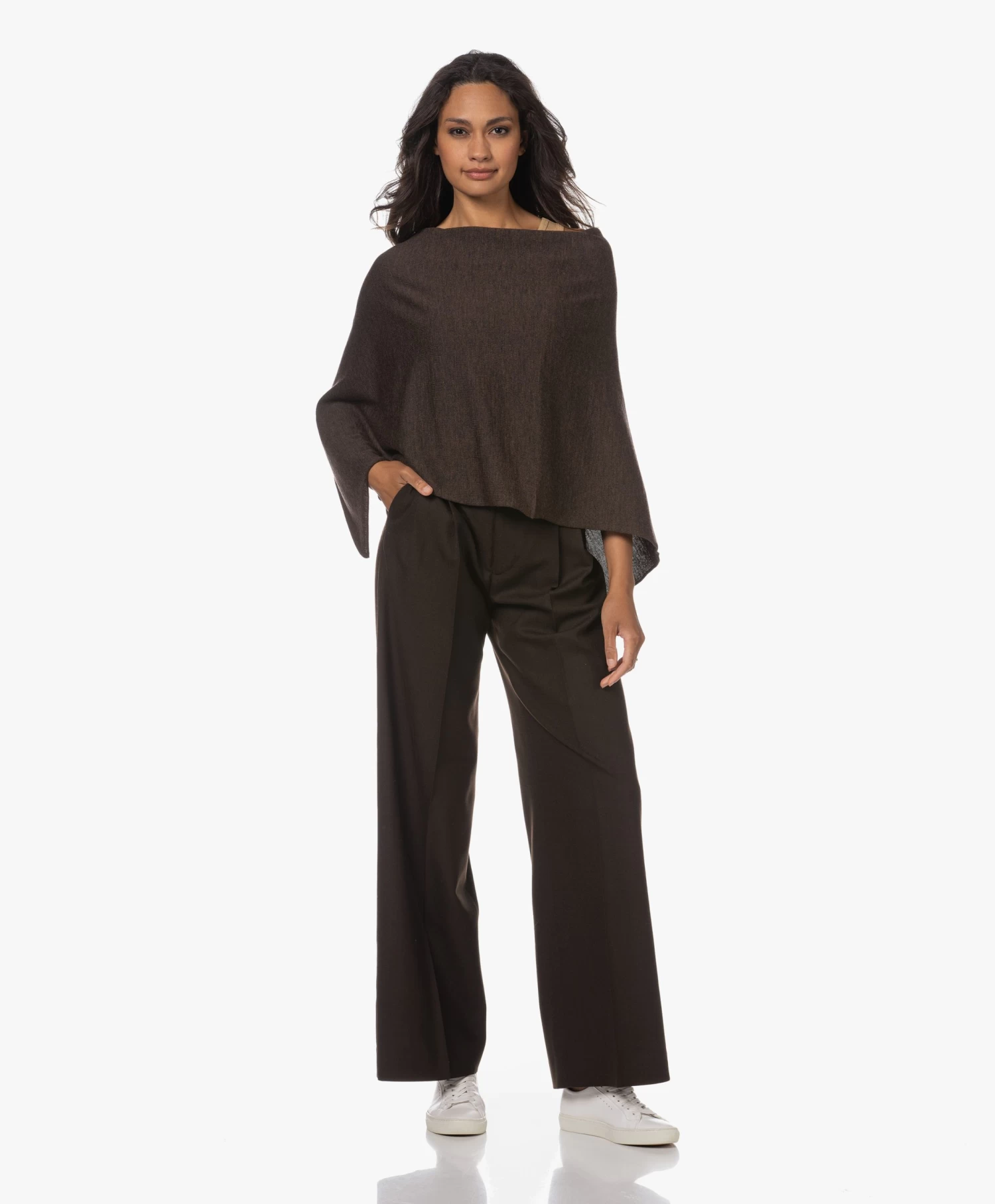 Sibin/Linnebjerg Paris Merino Poncho - Bruin 6 Sibin/Linnebjerg Paris Merino Poncho - Bruin - Afbeelding 6