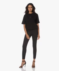 By Malene Birger Adanis Stretch Pantalon - Zwart 24 By Malene Birger Adanis Stretch Pantalon - Zwart -Kleding Series Winkel 230627 40571e53 40eb 4139 a731 06936016c94b 1 scaled
