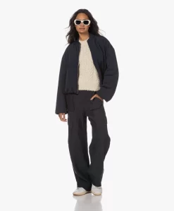 Closed Puffer Bomberjack - Dark Night -Kleding Series Winkel 230627 4744e473 8348 4e0b b8fc 07b5bf33efe5 scaled