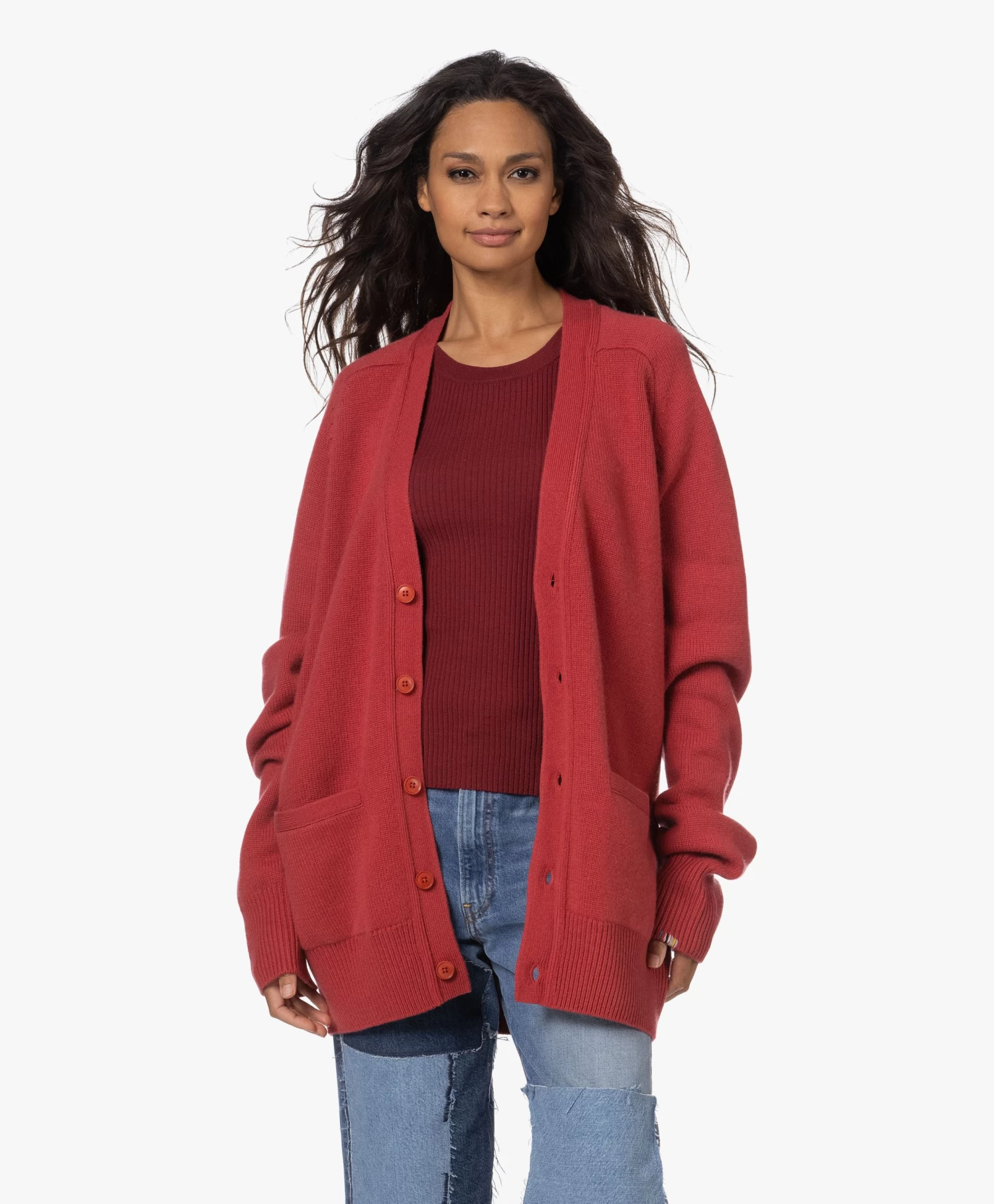 Extreme Cashmere N°244 Papilli Cashmere Doorknoopvest - Berry 1 Extreme Cashmere N°244 Papilli Cashmere Doorknoopvest - Berry