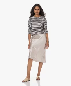 Vince Crush Satijnen Midi Rok - Champagne -Kleding Series Winkel 230704 15a1d400 b59b 4bfb b444 6f0025b9edc3 scaled