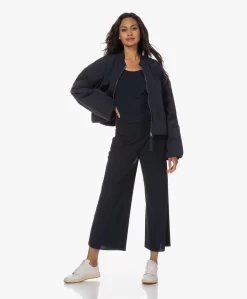 Closed Puffer Bomberjack - Dark Night -Kleding Series Winkel 230704 9e04ae46 be97 42b6 81ac ee01b875ee39 scaled