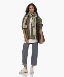 Lasalle Wollen Fountain Print Sjaal - Groen/Multi -Kleding Series Winkel 230706 0ce06d81 b1ac 4f99 9de2 01572a33355d scaled