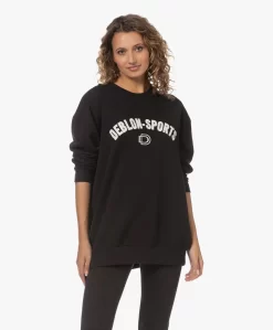 Deblon Sports Gigi Oversized Logo Sweatshirt - Zwart -Kleding Series Winkel 230711 966d8098 2891 4e55 9576 498ec5853735 scaled