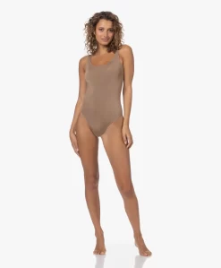 Wolford Jamaika Stretch-Jersey Brazilian Body - Mocha -Kleding Series Winkel 230711 d54e655b d905 4791 afd4 98c54ef72ebb scaled