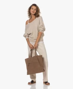 American Vintage Itonay Raw Hem Sweatpants - Ecru Melange 17 American Vintage Itonay Raw Hem Sweatpants - Ecru Melange -Kleding Series Winkel 230711 e743f09d 3eae 49d3 8c1f 54c2eaf4dd9e scaled