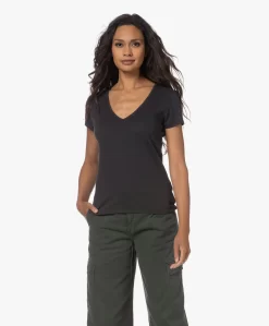 Majestic Filatures Julia Deluxe Katoenen V-Hals T-Shirt - Crepuscule -Kleding Series Winkel 230713 0a784ea3 7204 4a82 a4ea 374de543f150 scaled