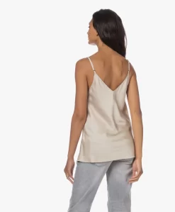Resort Finest Satijnen Camisole Top - Champagne -Kleding Series Winkel 230713 5a6346b3 ad99 4b1b a7b5 75f6ce9e5c34 scaled