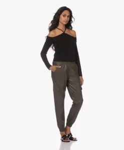 Iro Grenade Off-Shoulder Halter Longsleeve - Zwart -Kleding Series Winkel 230718 82096046 79ea 4983 9bdf 4de57e05a8b0 scaled