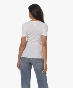 Hanro Cotton Seamless V-Hals T-Shirt - Wit -Kleding Series Winkel 230720 41319cf8 8a50 41d3 bac6 6ccefca1a04e scaled