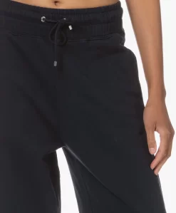 Frame Cropped Sweatpants Met Wijde Pijpen - Navy -Kleding Series Winkel 230720 53d23bf8 9891 4595 a813 9ce2c87853d9 scaled