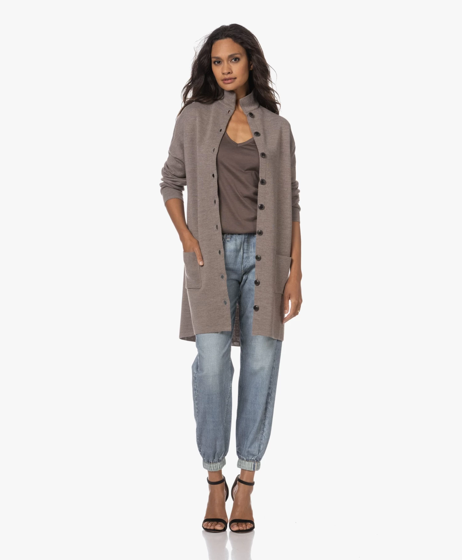 Majestic Filatures Zijdemix V-Hals T-Shirt - Ecorce 2 Majestic Filatures Zijdemix V-Hals T-Shirt - Ecorce - Afbeelding 2