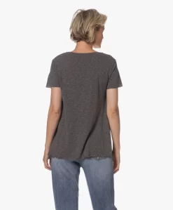 American Vintage Jacksonville V-Hals T-Shirt - Charcoal Melange 16 American Vintage Jacksonville V-Hals T-Shirt - Charcoal Melange -Kleding Series Winkel 230724 26845de7 c6cb 4a23 bc54 651732504476 scaled