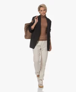 Neeve The Holly Bio Katoenen Sweatpants - Pebble -Kleding Series Winkel 230724 60501b2c 5b73 4d28 8a18 8a5305e05741 scaled