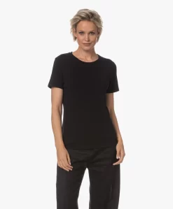 Majestic Filatures Polly Ronde Hals T-Shirt - Zwart -Kleding Series Winkel 230724 ddae2c72 184f 460f bd2e 68746bfab35e scaled