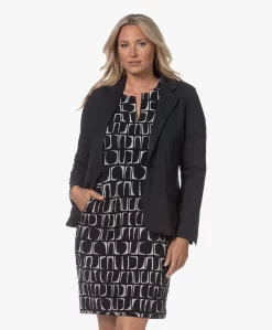 Kyra Char Punto Jersey Blazer - Donker Navy -Kleding Series Winkel 230725 b9b8d2a5 85e5 4c5d b438 3f920952212d scaled