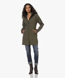 Ilse Jacobsen Rain37 Softshell Regenjas - Army -Kleding Series Winkel 230727 684e3653 4031 4935 a71e 086c4544e0ba scaled