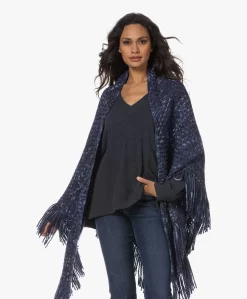 Manos Del Uruguay Merino Wolmix Poncho - Blauwtinten -Kleding Series Winkel 230801 4c7bb3e2 6a5d 4052 bd3b ecf9f1676092 scaled