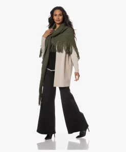 Manos Del Uruguay Merino Wolmix Poncho - Army -Kleding Series Winkel 230801 800df6f5 ca0c 493a a87d 4735ebd212eb scaled