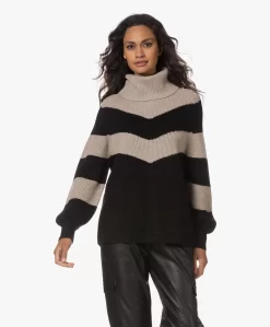 Repeat Intarsia Merino Coltrui - Zwart/Stone -Kleding Series Winkel 230801 9f36a784 6bad 41b2 b517 93947ae7d4d2 scaled