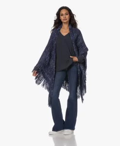 Manos Del Uruguay Merino Wolmix Poncho - Blauwtinten -Kleding Series Winkel 230801 b732c2bd 0842 4cda bffa 2da0d4cde4e7 scaled