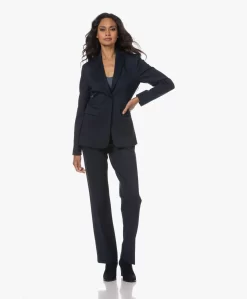 No Man'S Land Getailleerde Twill Blazer - Dark Sapphire 17 No Man'S Land Getailleerde Twill Blazer - Dark Sapphire -Kleding Series Winkel 230802 02149095 d2e1 476d 8352 08dafd639bc5 scaled