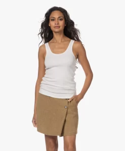 By Malene Birger Anisa Rib Tanktop - Soft White -Kleding Series Winkel 230802 42b58a54 1200 4925 a646 e0582a09d603 scaled