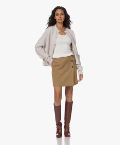 By Malene Birger Anisa Rib Tanktop - Soft White -Kleding Series Winkel 230802 79443c13 37c1 4aa0 a38a df00ffe48579 1 scaled