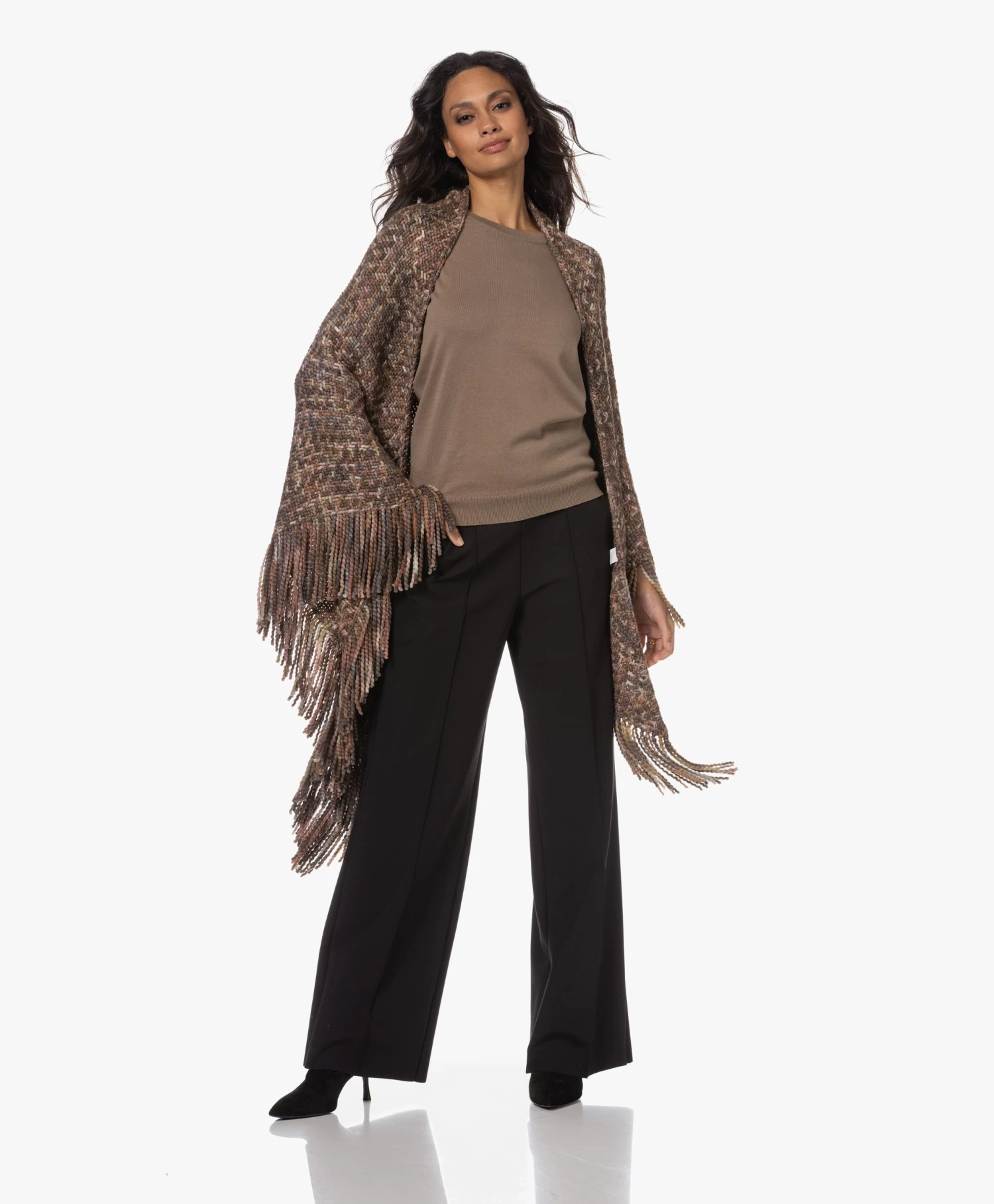 Manos Del Uruguay Merino Wolmix Poncho - Roze/Bruin/Grijs 2 Manos Del Uruguay Merino Wolmix Poncho - Roze/Bruin/Grijs - Afbeelding 2