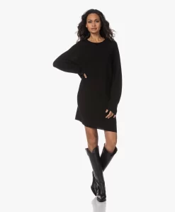 Drykorn Kadyra Naadloos Gebreide Wollen Mini Jurk - Zwart -Kleding Series Winkel 230802 cdf09296 ed90 484b a4a0 4a359ee4f671 scaled