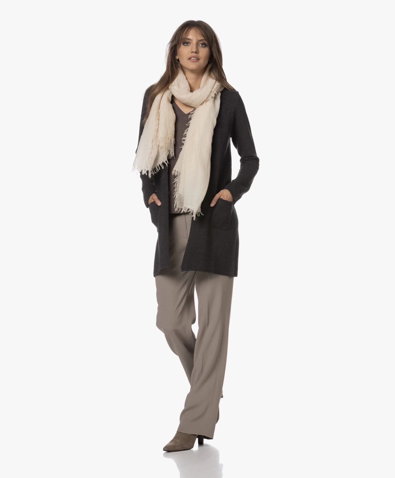 Panara Suède Leren Enkellaarzen - Taupe 6 Panara Suède Leren Enkellaarzen - Taupe - Afbeelding 6