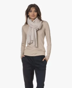 Repeat Oversized Bio Cashmere Sjaal - Zand -Kleding Series Winkel 230803 e9186804 a945 4e36 9b29 0fe9bd0b887c scaled