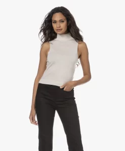 Drykorn Loti Naadloze Wollen Coltop - Off-White -Kleding Series Winkel 230808 217fa5d8 fd0f 444d 889a 43756492efdb scaled