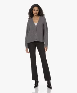 Repeat Cashmere Vest Met Knoopsluiting - Medium Grijs -Kleding Series Winkel 230808 786de849 817a 4a94 b2d9 b16d306dfef7 scaled