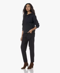Neeve The Penelope Bio Katoenen Capuchontrui - Navy -Kleding Series Winkel 230808 7fecebb5 38c6 4c61 936e b841680cd9a3 scaled