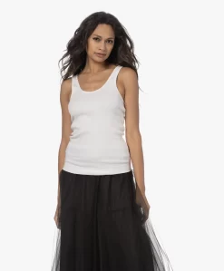 By Malene Birger Anisa Rib Tanktop - Soft White -Kleding Series Winkel 230808 973ddf08 cc47 4083 b3a2 ff8bb8e46e48 scaled