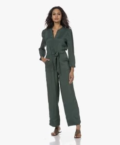 By-Bar Vida Seersucker Satijnen Jumpsuit - Pine Forest -Kleding Series Winkel 230808 9d23eebc 747f 4884 bc5f dff6196fe22a