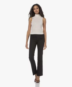 Drykorn Loti Naadloze Wollen Coltop - Off-White -Kleding Series Winkel 230808 d25f2d02 4d31 4a41 af83 8df934b0dc79 scaled