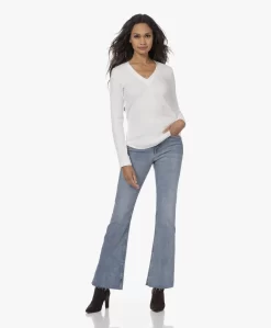 Neeve The Charlie Rib V-Hals Longsleeve - Off-White -Kleding Series Winkel 230808 fd5d22b4 19ca 4872 9227 ce9cf5364f11 scaled