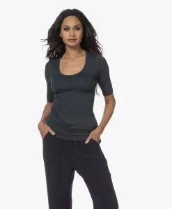 Majestic Filatures Soft Touch Ronde Hals T-Shirt - Crepuscule -Kleding Series Winkel 230809 1fab3eb6 c0d6 4a4d af7d f6790ed3044a scaled