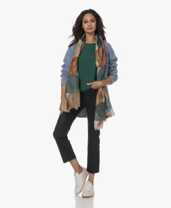 Lasalle Wol-Zijde Print Sjaal - Blauw -Kleding Series Winkel 230809 341ffcb0 3001 45f5 8b51 043191c87f95 scaled