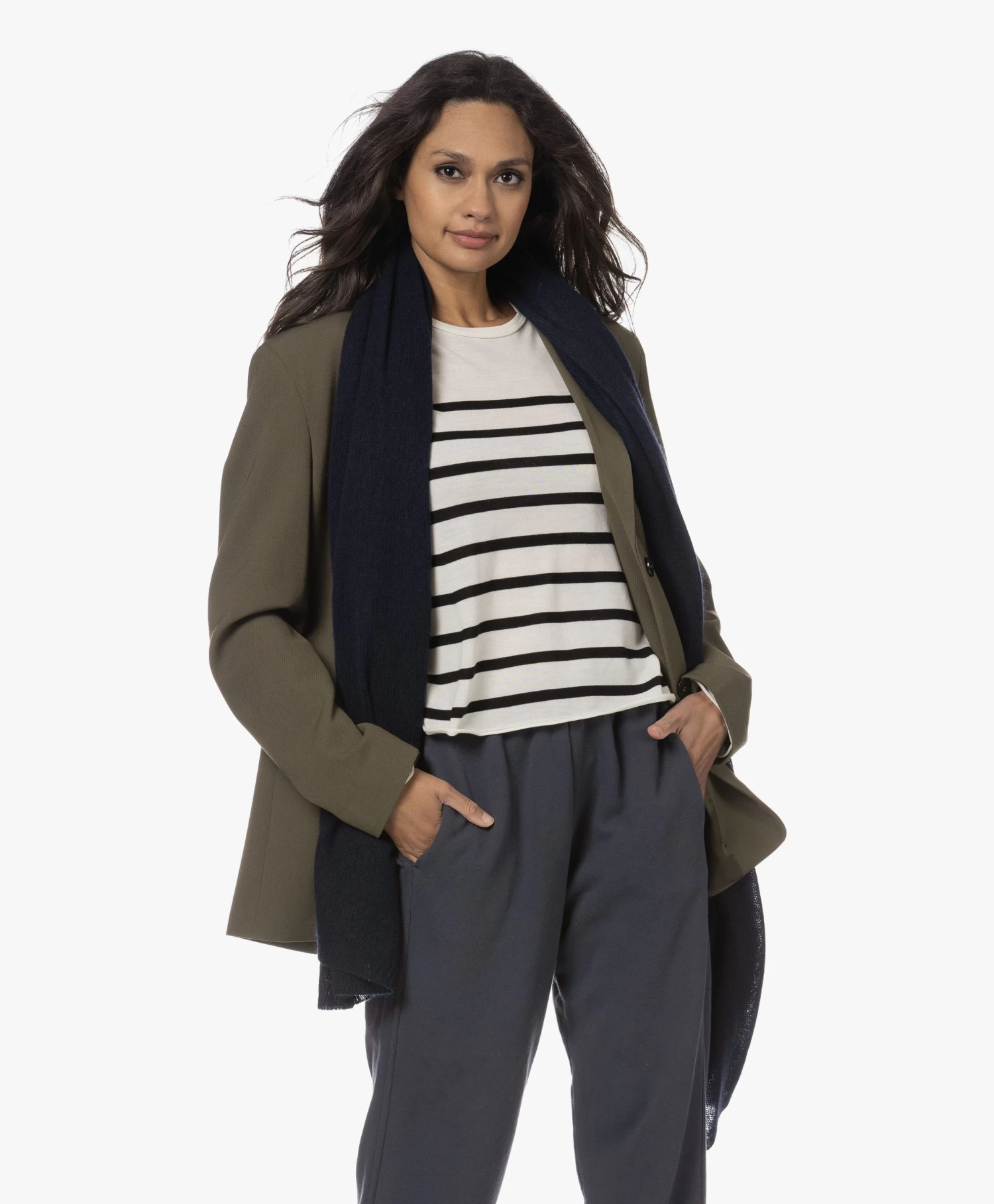 Repeat Oversized Bio Cashmere Sjaal - Navy 3 Repeat Oversized Bio Cashmere Sjaal - Navy - Afbeelding 3