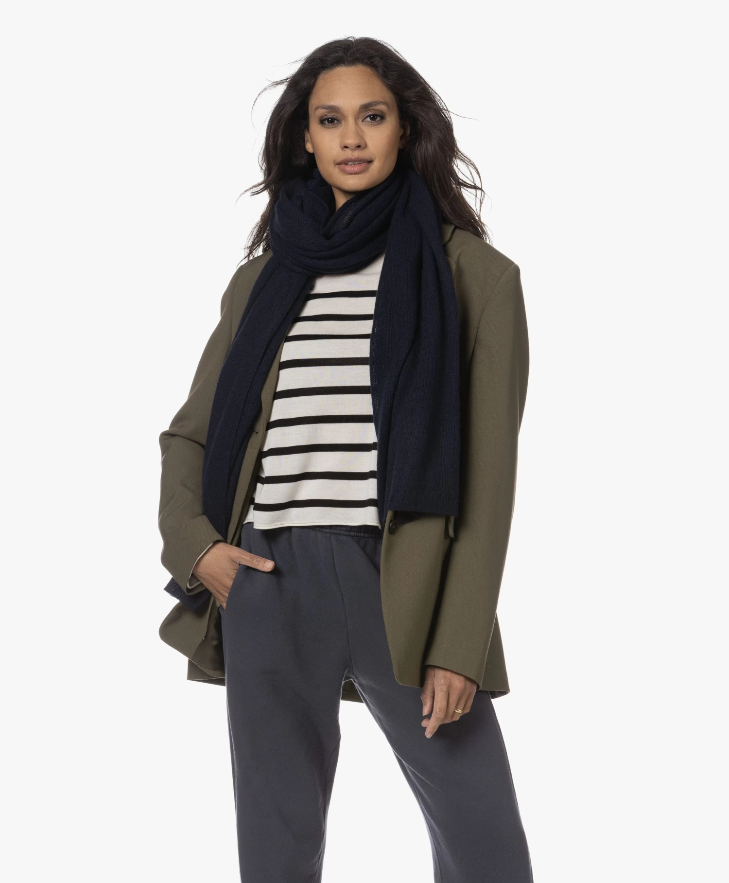 Repeat Oversized Bio Cashmere Sjaal - Navy 12 Repeat Oversized Bio Cashmere Sjaal - Navy - Afbeelding 12