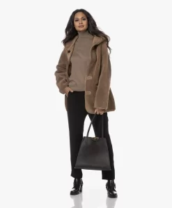 Repeat Reversible Faux Lammy Jas - Camel 22 Repeat Reversible Faux Lammy Jas - Camel -Kleding Series Winkel 230809 c623a45f 7551 444d a06f 52e401d38787 scaled