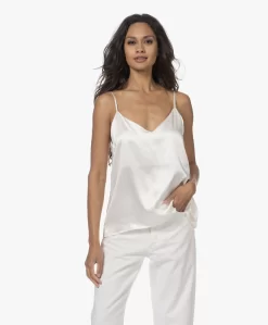 By Dariia Day Mulberry Zijden Camisole - Powder White -Kleding Series Winkel 230809 fb707bab c0b8 408e 9614 c148c3a87573 scaled