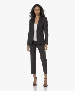 Filippa K Sasha Cool Wool Blazer - Antraciet Mêlee 18 Filippa K Sasha Cool Wool Blazer - Antraciet Mêlee -Kleding Series Winkel 230810 5e87c9f1 65b9 4b37 82e7 0597565f7fc7 scaled