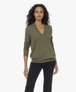 Zadig & Voltaire River Cashmere Trui - Dark Olive -Kleding Series Winkel 230810 69a99533 c381 4b77 8018 32d3ac576070 scaled