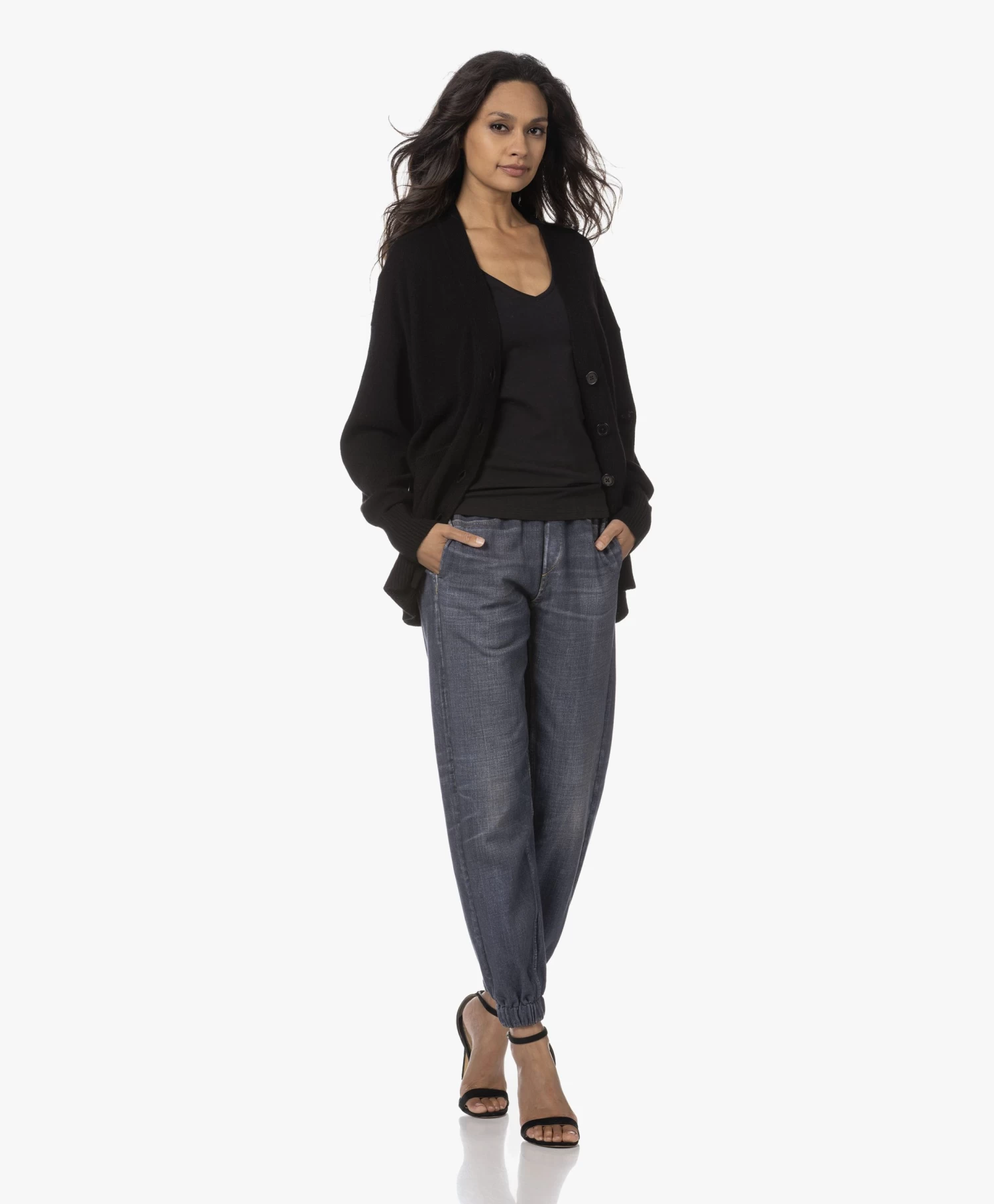 Repeat Stretch Katoenen V-Hals T-Shirt - Zwart 2 Repeat Stretch Katoenen V-Hals T-Shirt - Zwart - Afbeelding 2