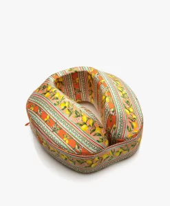 Slip™ Jet Setter Zijden Print Reiskussen - Portofino -Kleding Series Winkel 235e8c14 1874 48c3 929d 46bc1aef2119 03 scaled